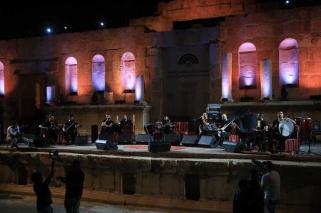 تكات تطرب جمهور "الشمالي" بـ"حلوة يا بلادي"